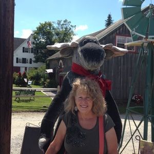 Meet your Posher, Sharon